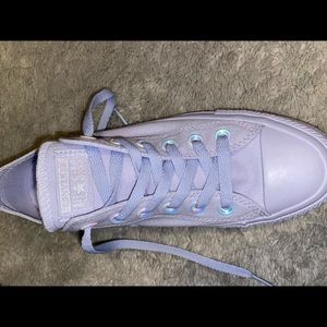 BRAND NEW Limited Edition Purple Converse Size 8